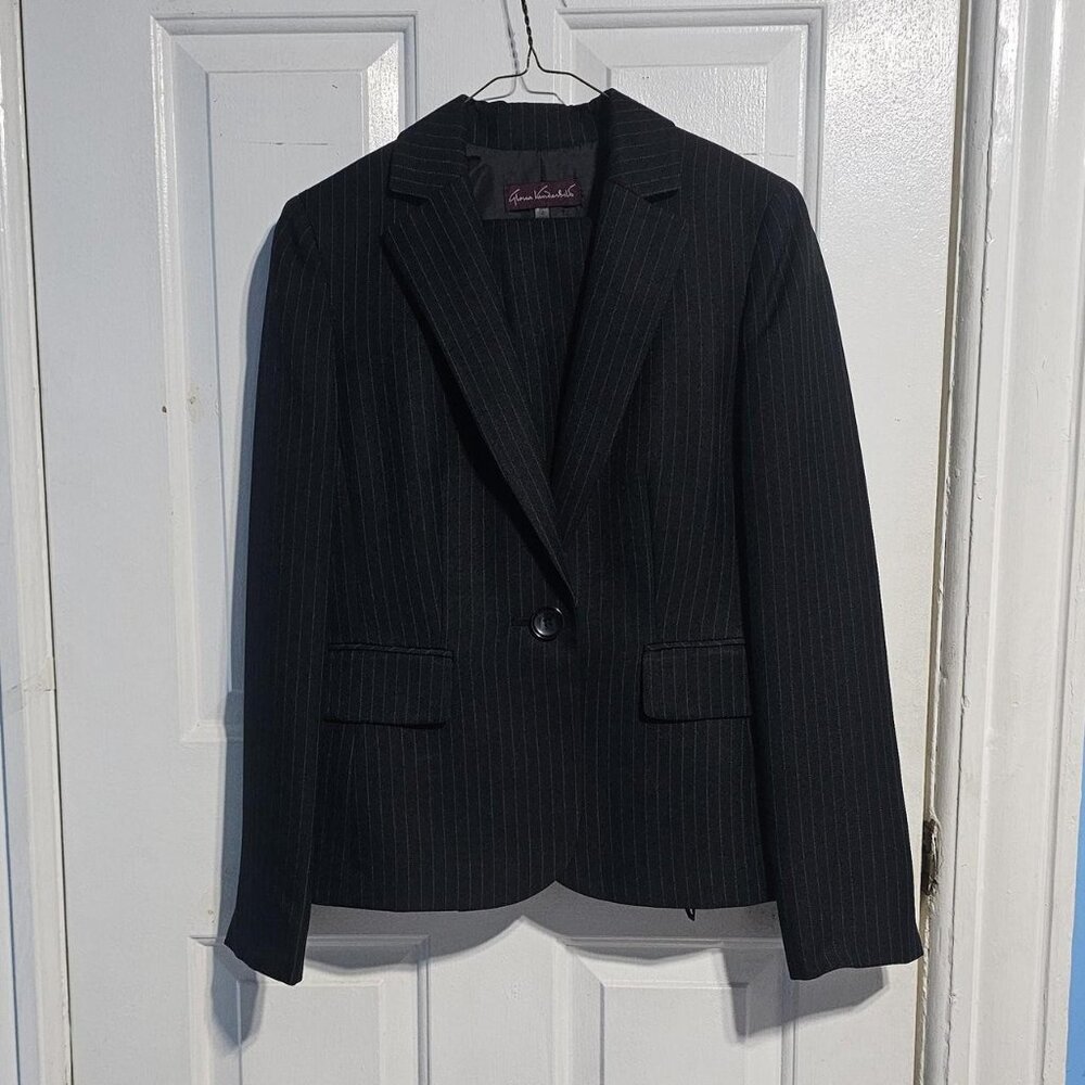 Gloria Vanderbilt Black Pinstripe 2-Piece Pants Suit